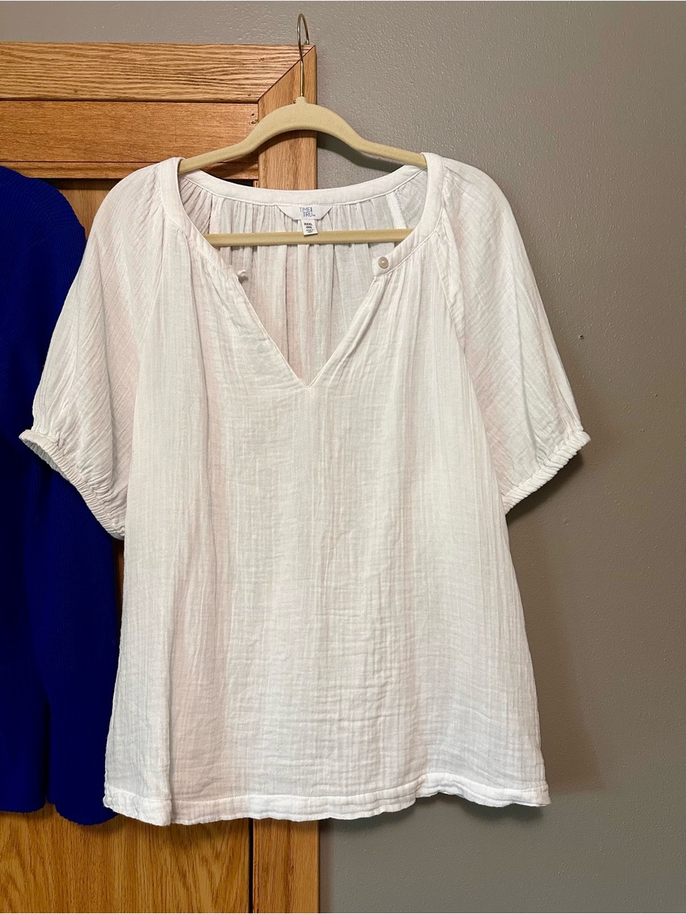 Women’s top lot - Picture 8 of 8